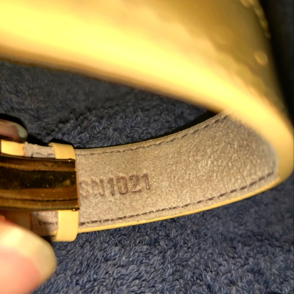 AuthentucLouis Vuitton Adjustable Good Luck Monogram Flower Leather Bracelet EUC - Picture 6 of 6